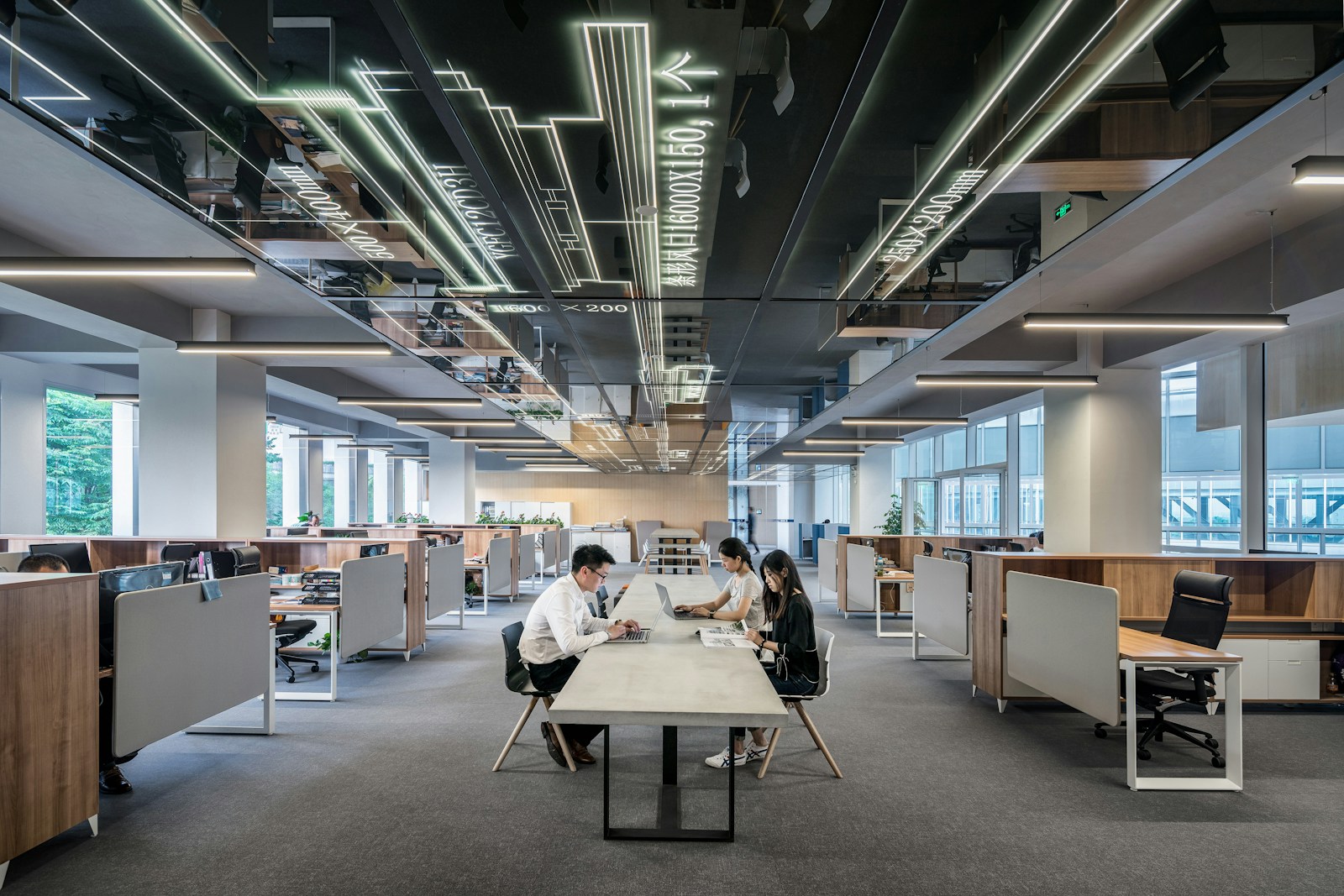 b2b Company building